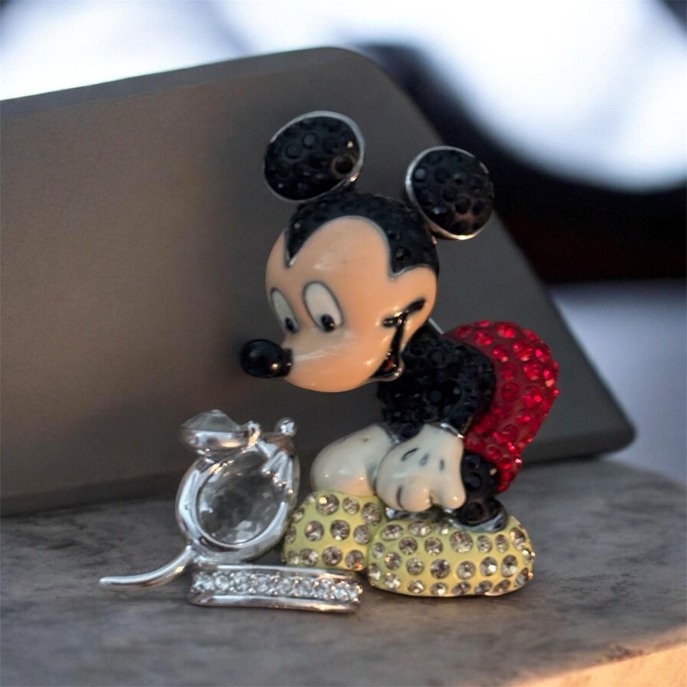 SWAROVSKI MICKEY MOUSE DISNEY BROOCH 2005 "It All Started with a Mouse"
